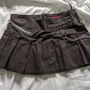 Tripp NYC Black Pleated Skirt with Chain